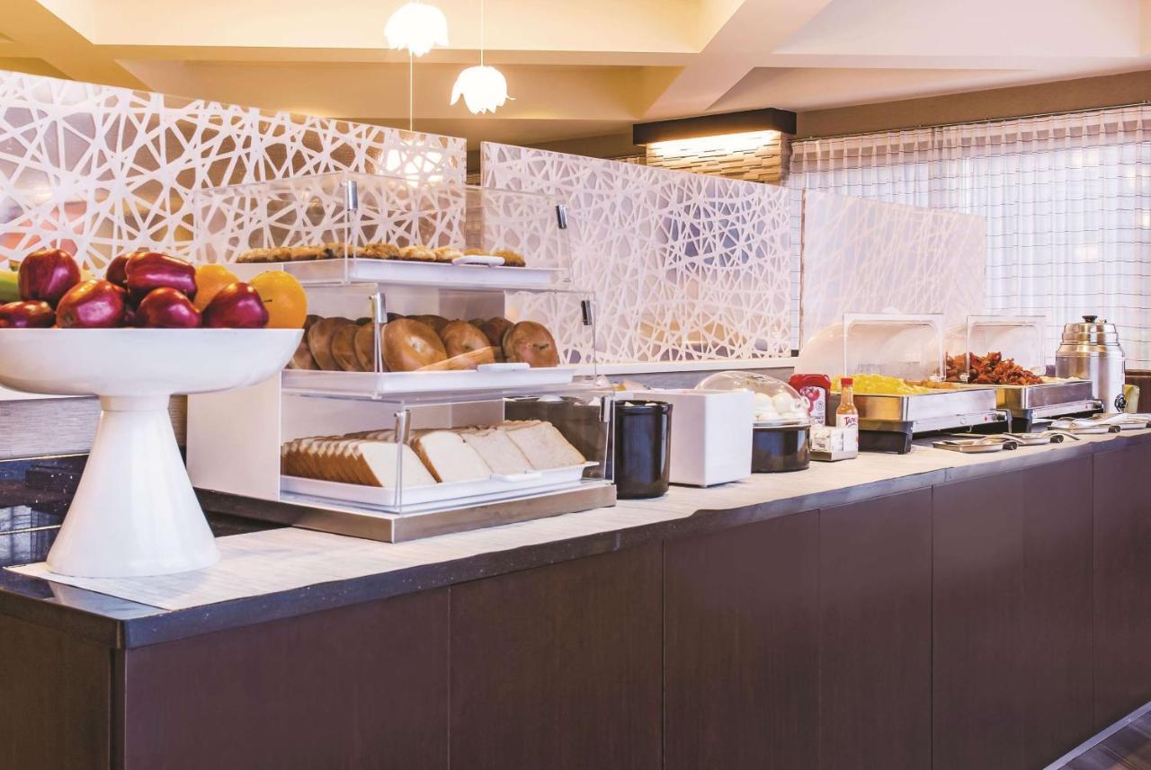 La Quinta By Wyndham Las Vegas Summerlin Tech Экстерьер фото