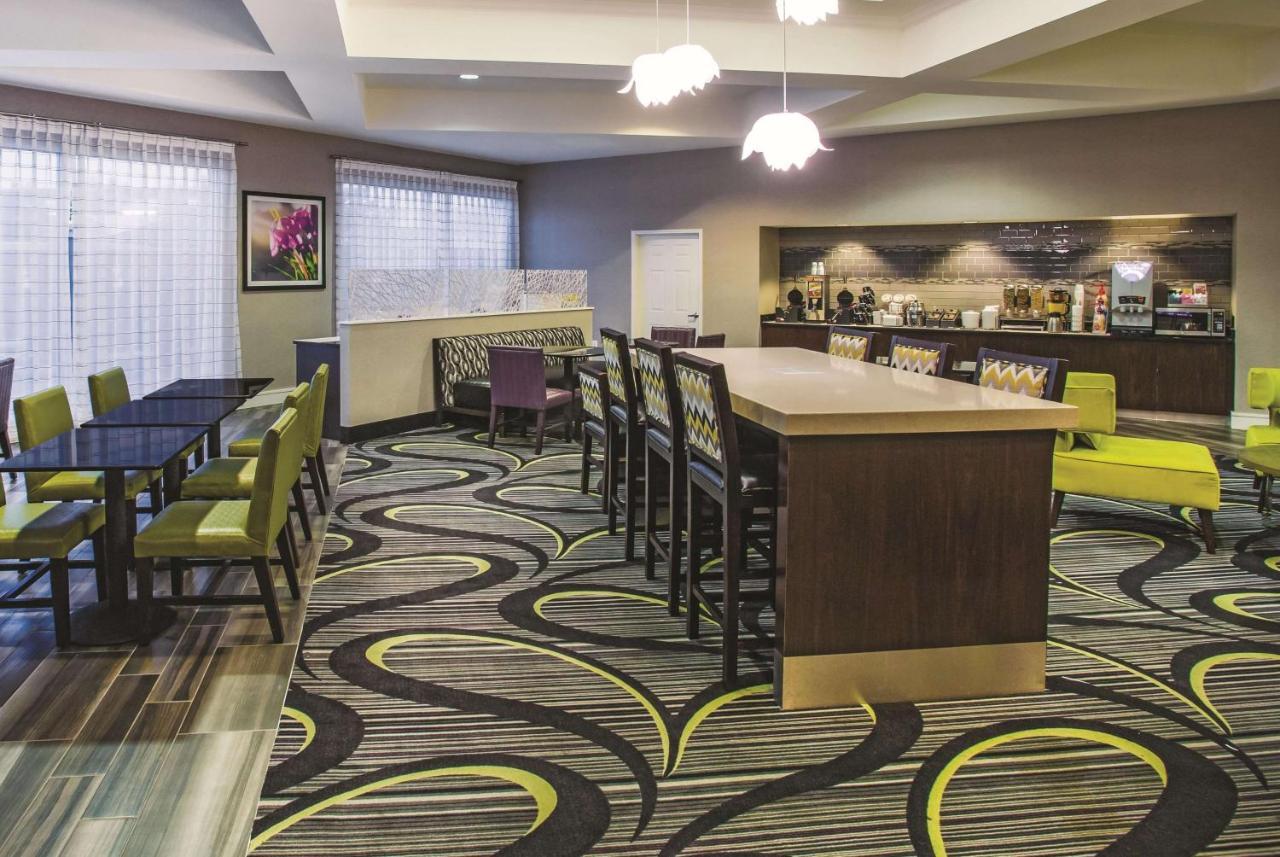 La Quinta By Wyndham Las Vegas Summerlin Tech Экстерьер фото