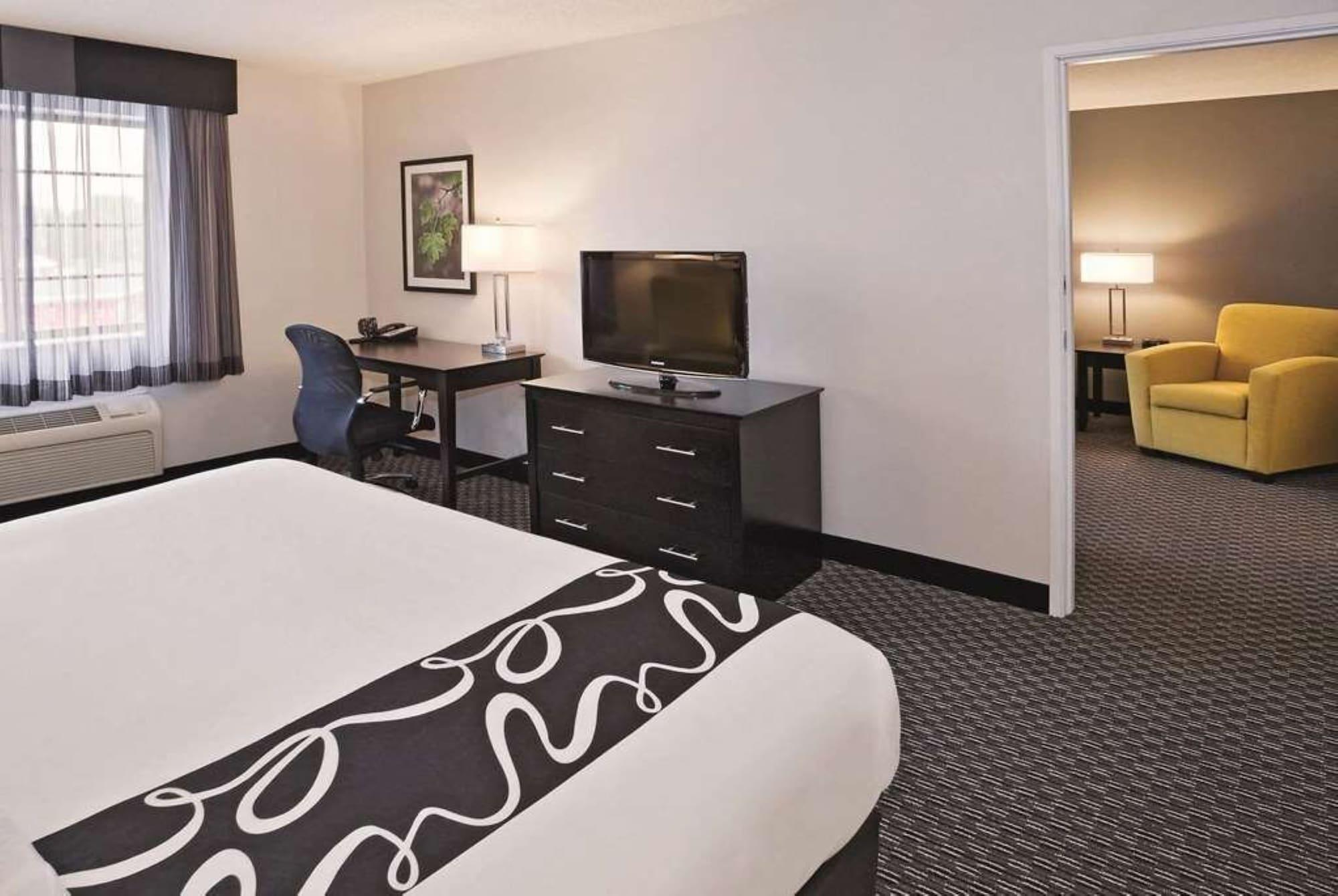 La Quinta By Wyndham Las Vegas Summerlin Tech Экстерьер фото