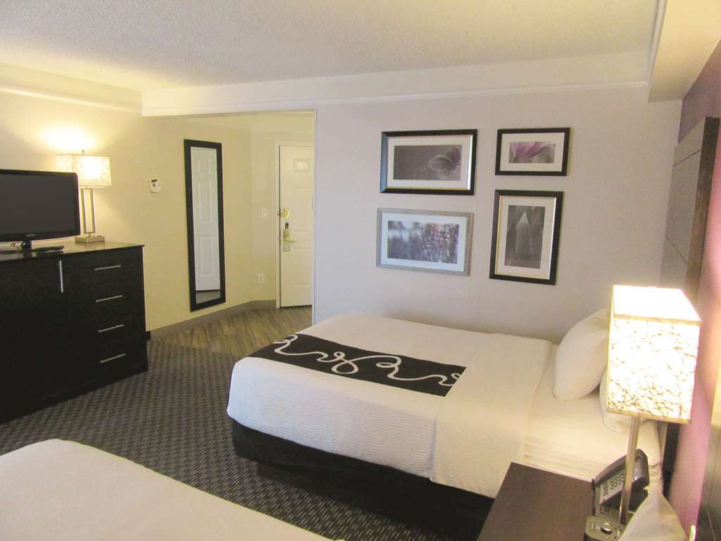La Quinta By Wyndham Las Vegas Summerlin Tech Номер фото