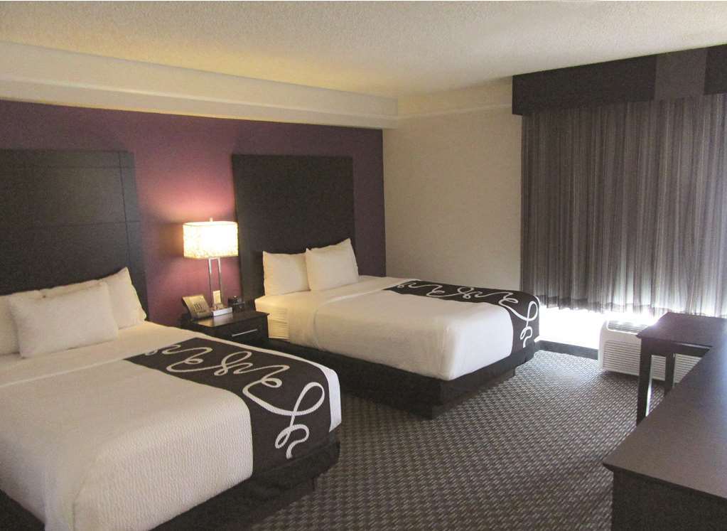 La Quinta By Wyndham Las Vegas Summerlin Tech Номер фото