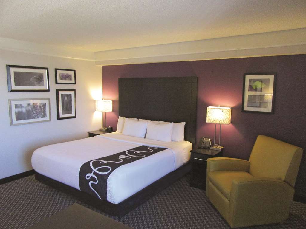 La Quinta By Wyndham Las Vegas Summerlin Tech Номер фото