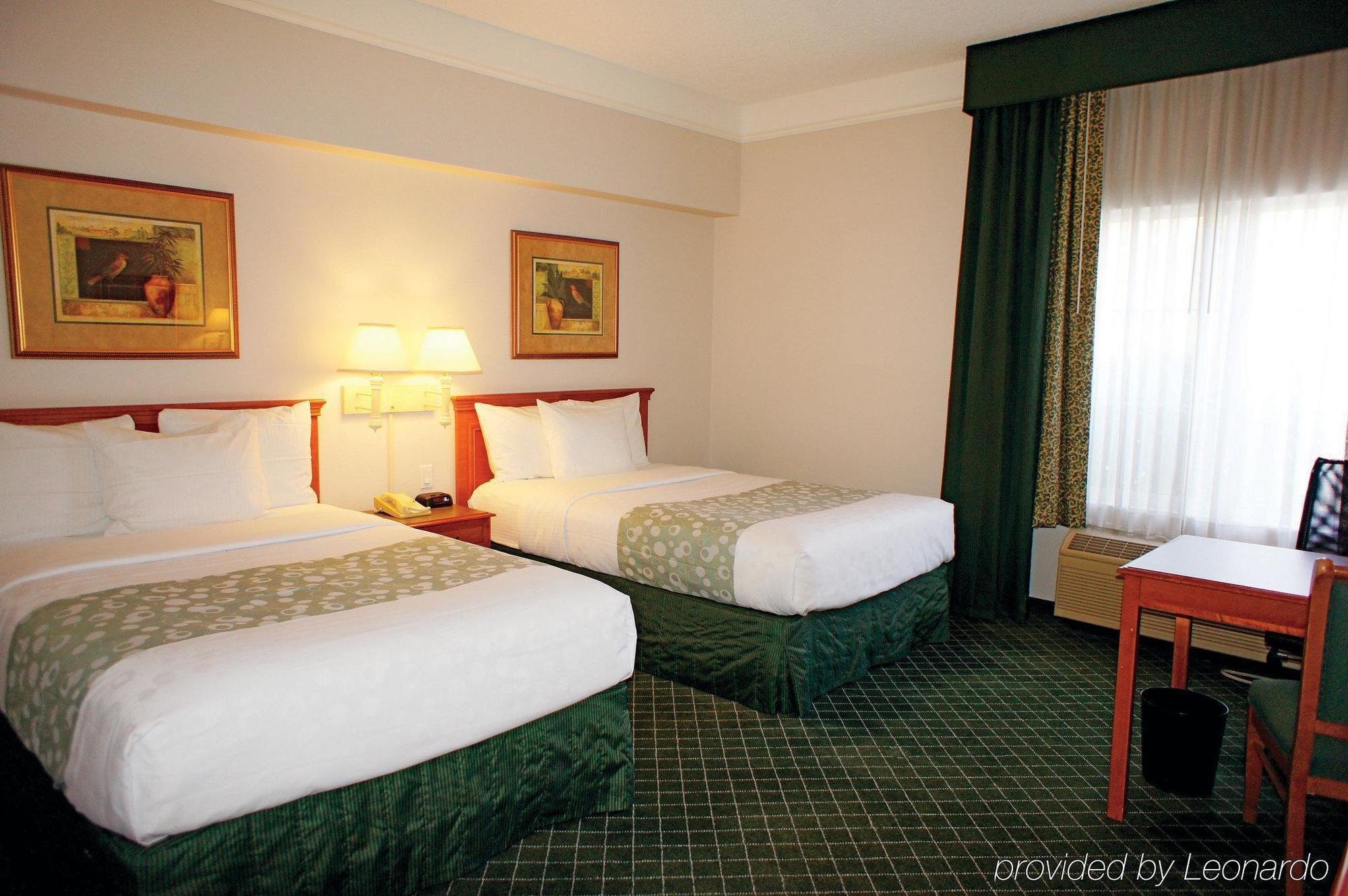 La Quinta By Wyndham Las Vegas Summerlin Tech Экстерьер фото